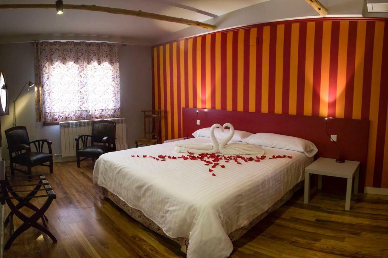 Apartamentos Rurales De La Sexma Del Sabinar Corduente Kültér fotó
